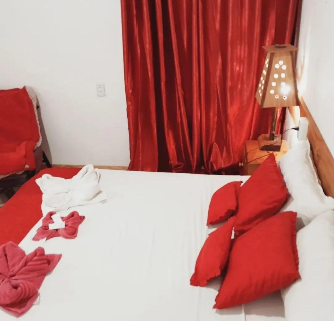 Damaris Hostal *